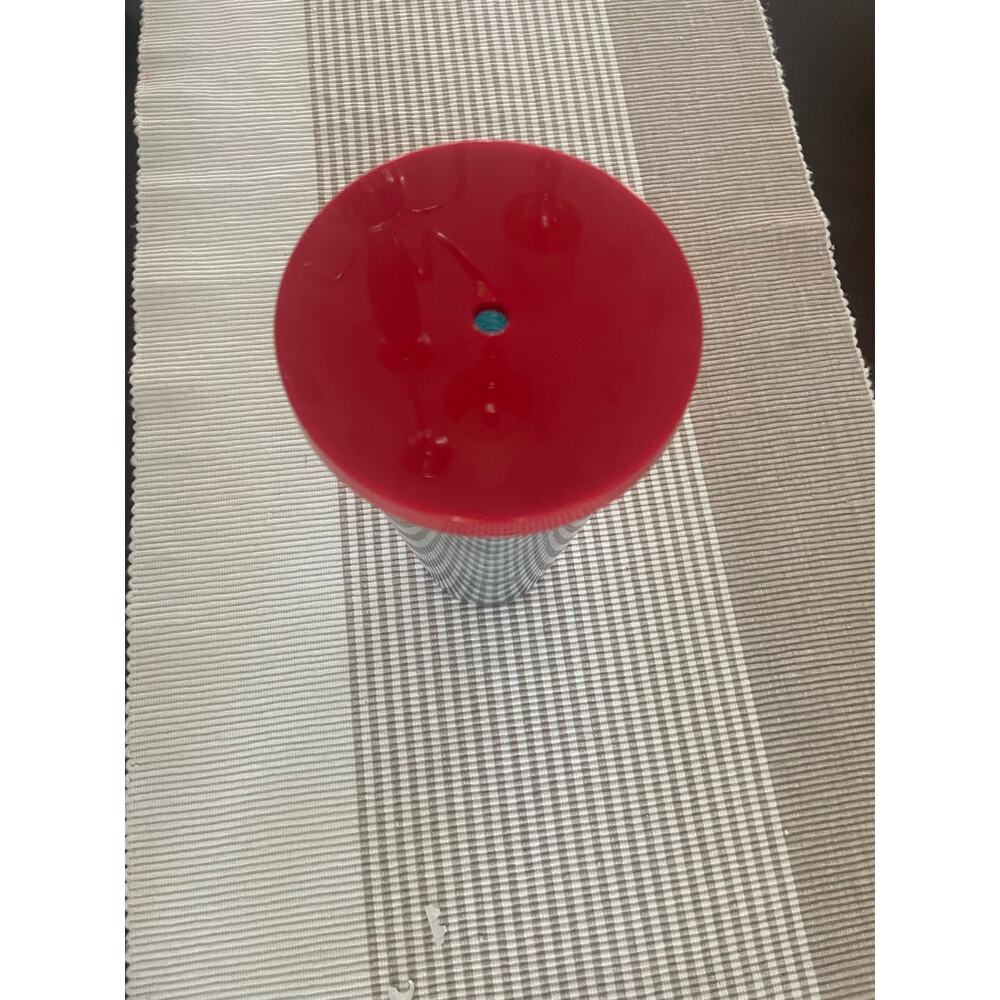 Starbucks Tropical Blue Flower cold tumbler 24 oz. - 2017 red lid, missing straw
